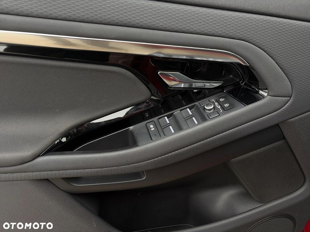 Land Rover Range Rover Evoque - 12