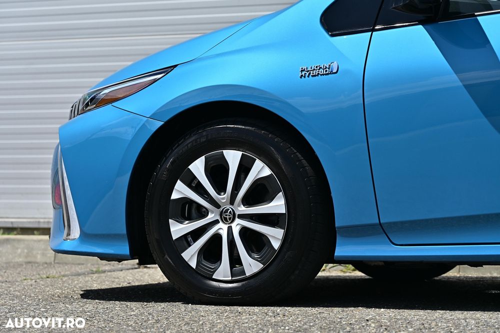 Toyota Prius - 33