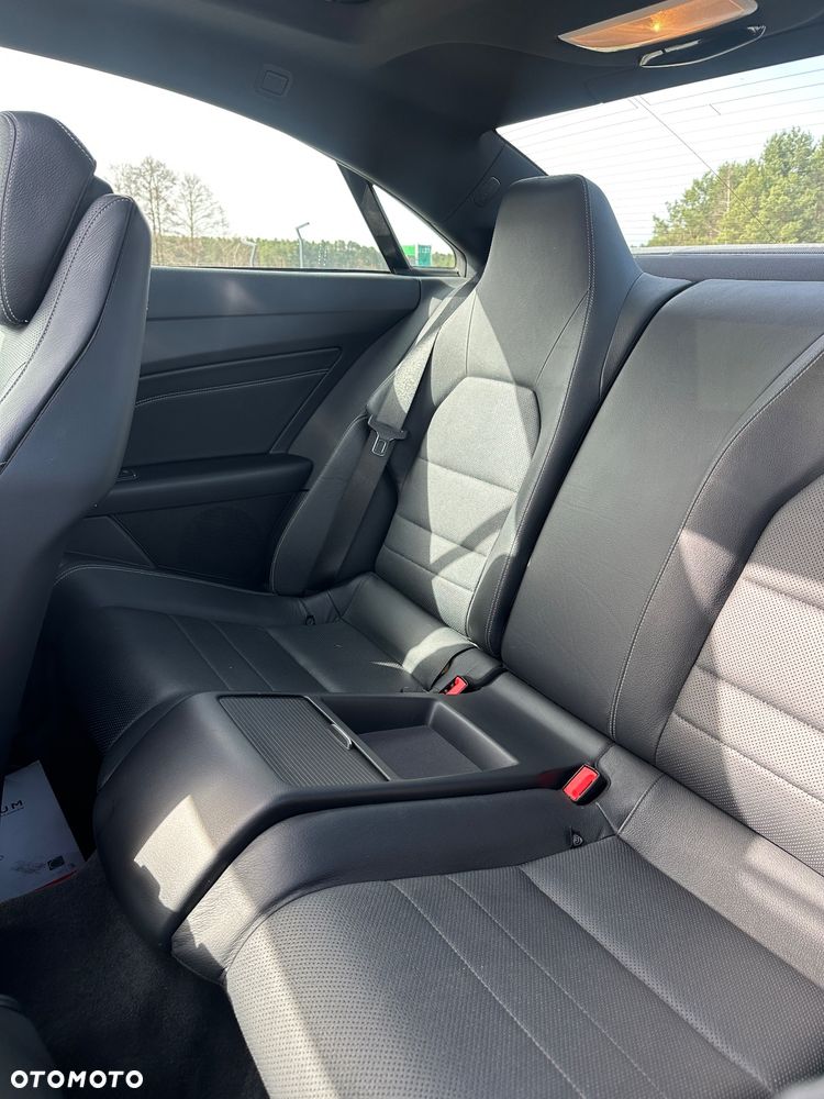 Mercedes-Benz Klasa E 220 (BlueTEC) d 9G-TRONIC - 31