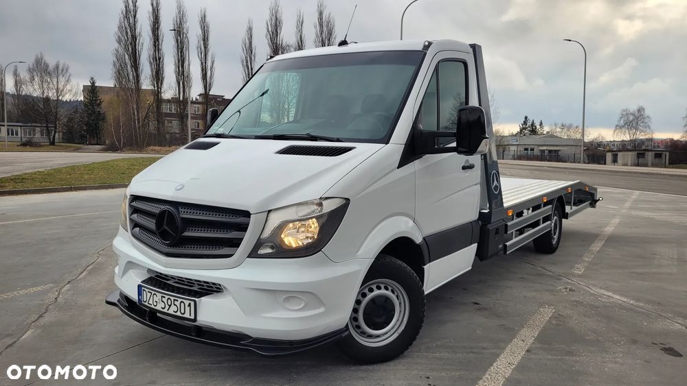 Mercedes-Benz Sprinter - 1