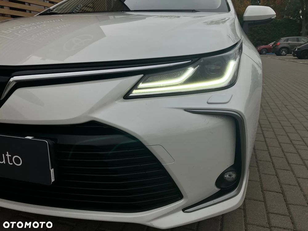 Toyota Corolla 1.6 Comfort - 13