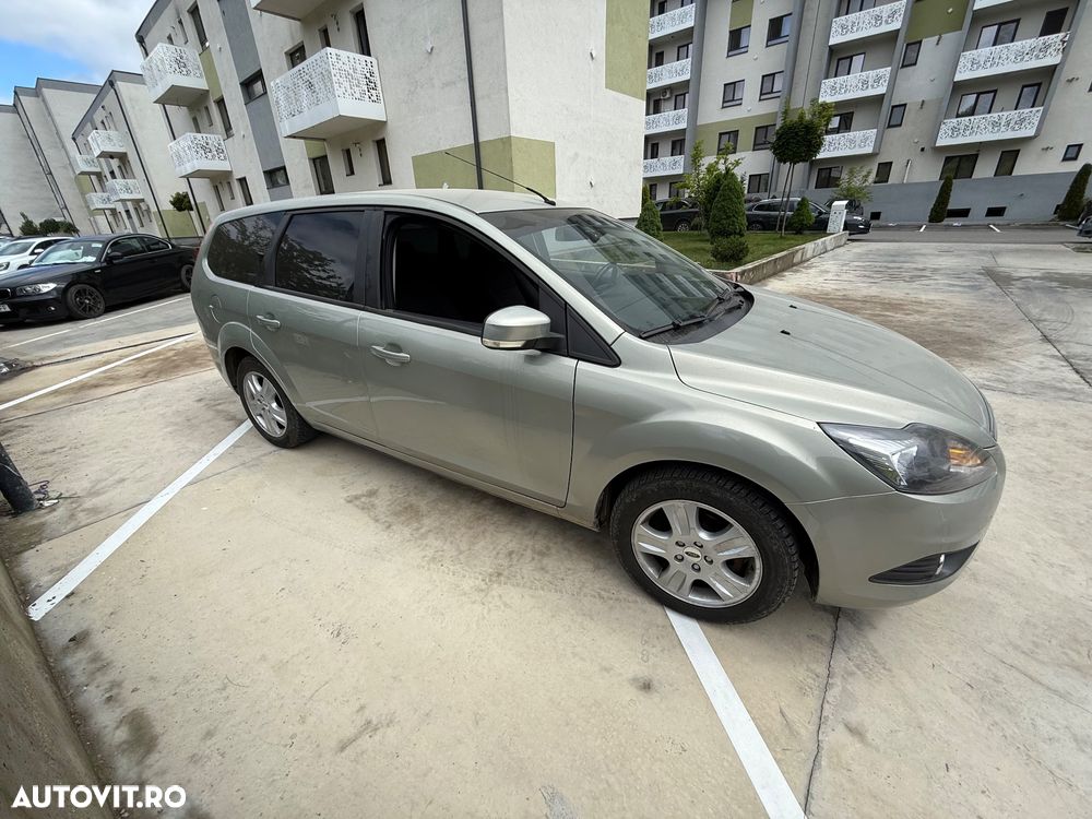 Ford Focus 1.8 Silver Magic - 3