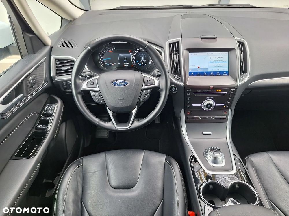 Ford S-Max 2.0 EcoBlue Titanium - 28