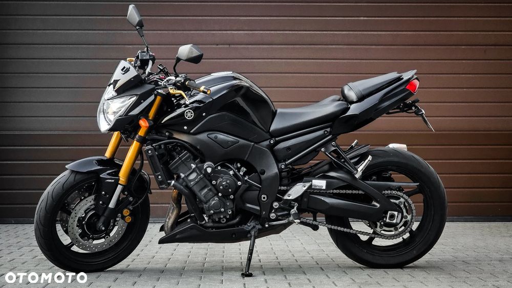 Yamaha FZ8 - 1
