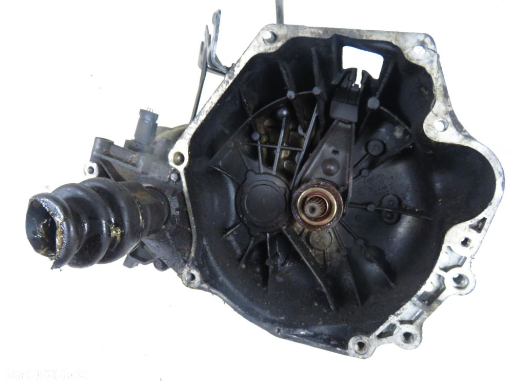 SKRZYNIA BIEGÓW CHRYSLER NEON 2.0 - 4