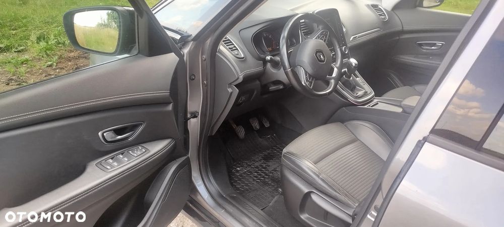 Renault Scenic 1.6 dCi Intens - 10