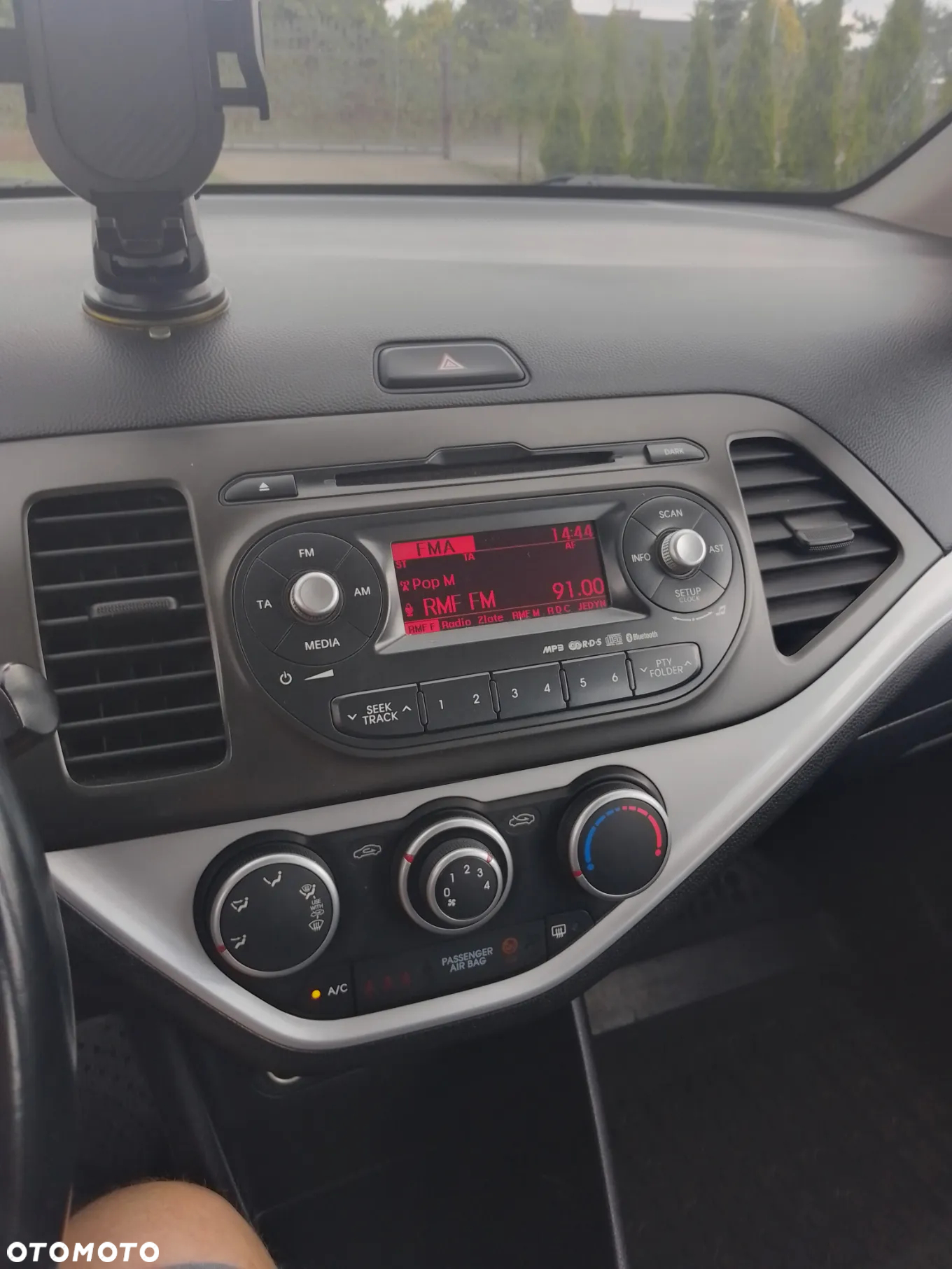 Kia Picanto 1.0 Attract - 13