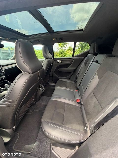 Volvo XC 40 T3 R-Design - 12