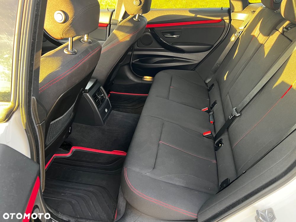 BMW Seria 3 - 12