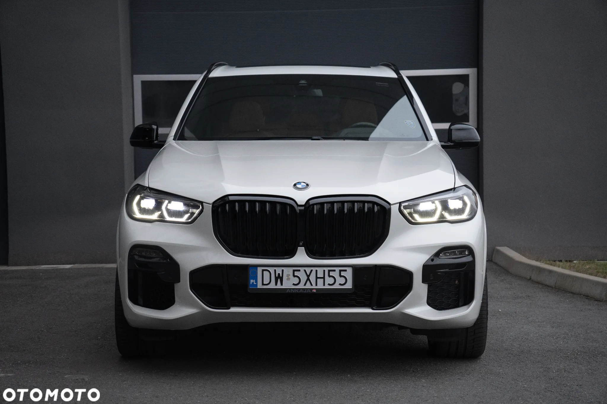 BMW X5 M M50i - 3