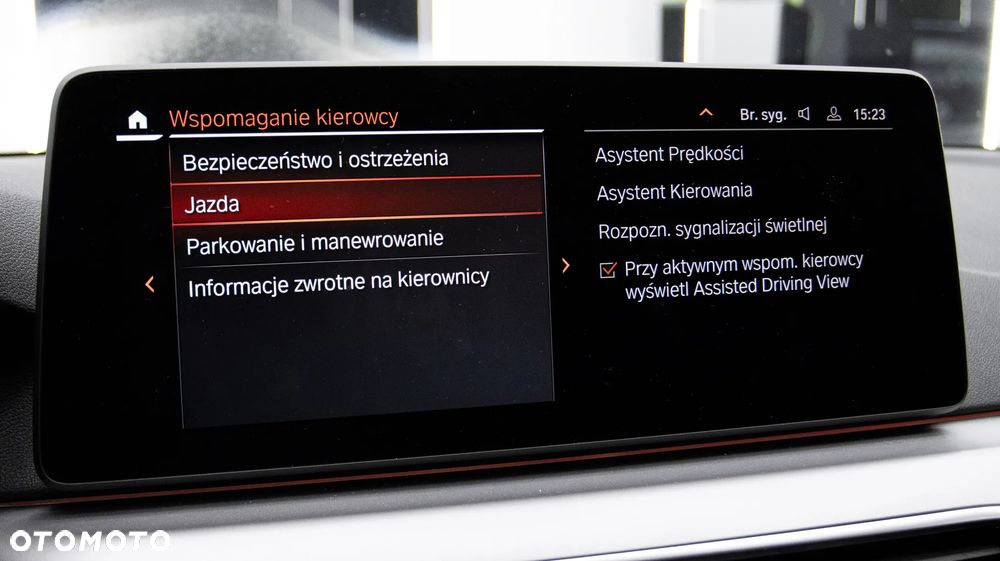BMW Seria 5 520d xDrive mHEV - 33