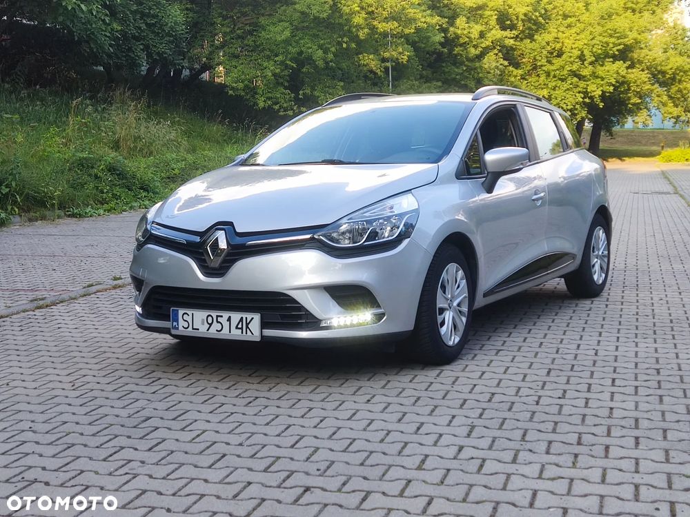 Renault Clio 1.2 16V Confort Privilege - 5