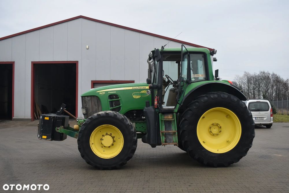 John Deere 7430 - 4