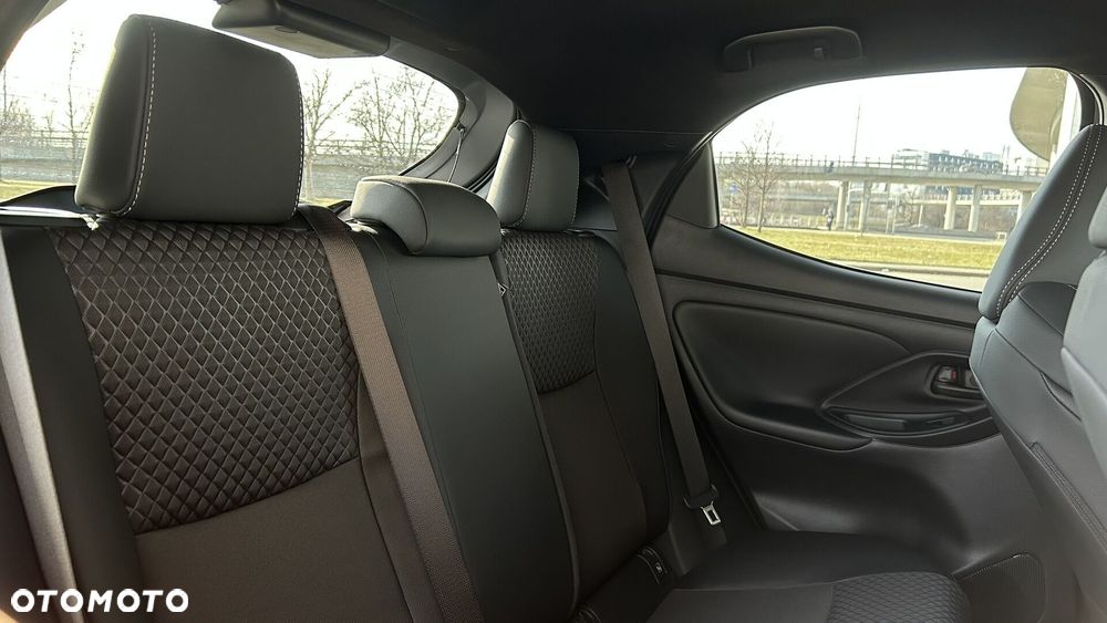 Toyota Yaris Hybrid 1.5 Executive - 22