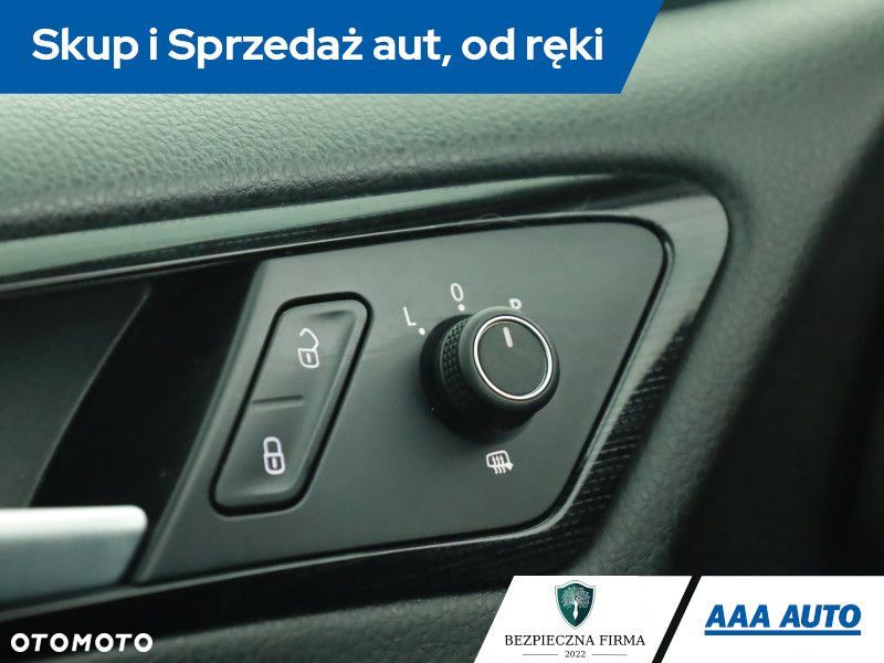 Volkswagen Golf Variant - 15