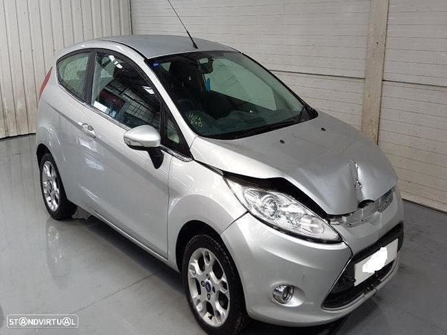 Ford Fiesta mk6 1.4 TDCI de 2011 disponível para peças - 1