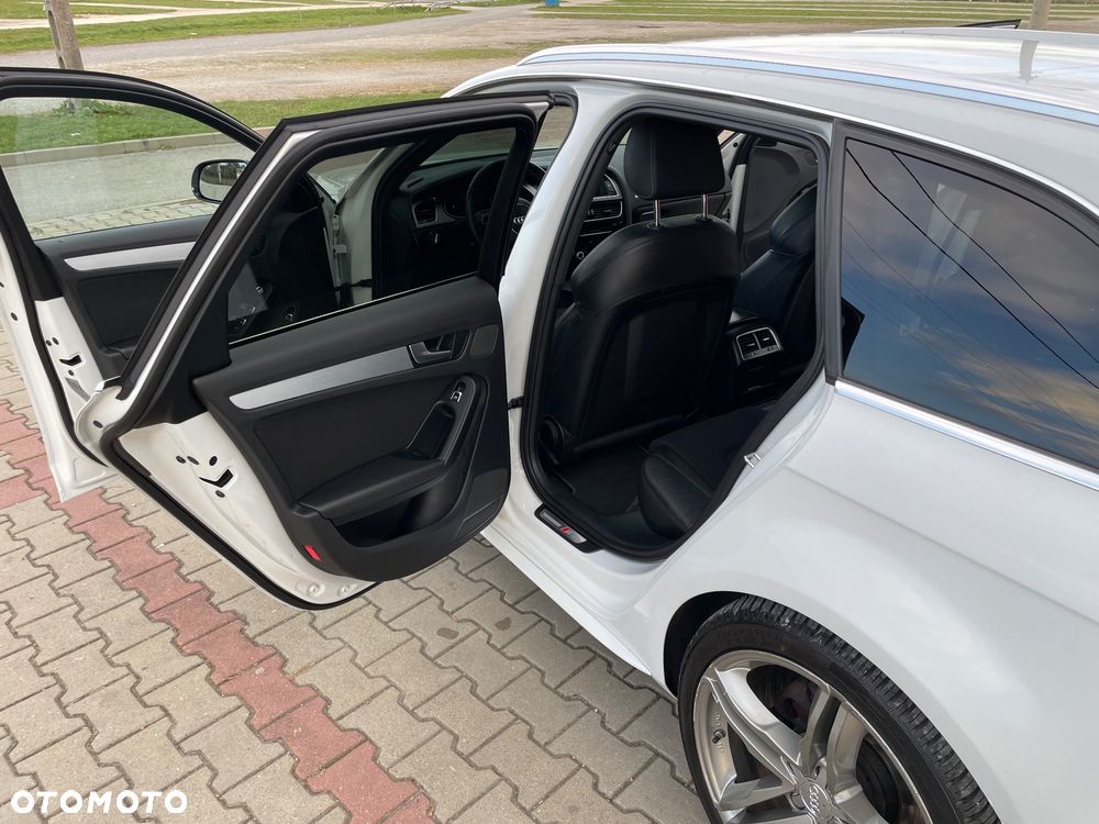 Audi A4 Avant 2.0 TDI ultra S tronic sport - 14