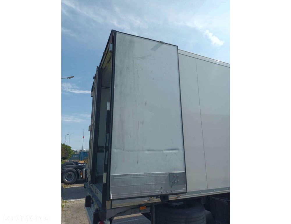Schmitz Cargobull SKO FP 60 ThermoKing SLXi 300 - 7