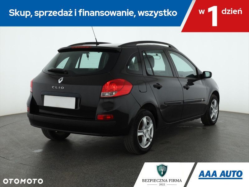 Renault Clio - 6