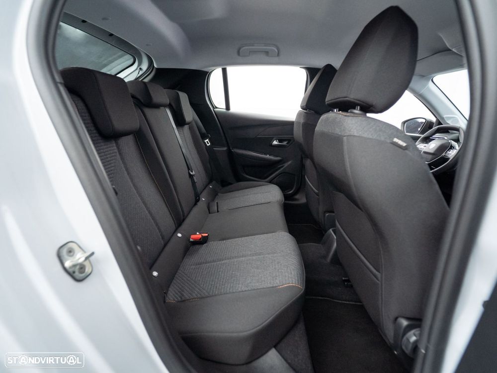 Peugeot 208 1.2 PureTech Active - 35