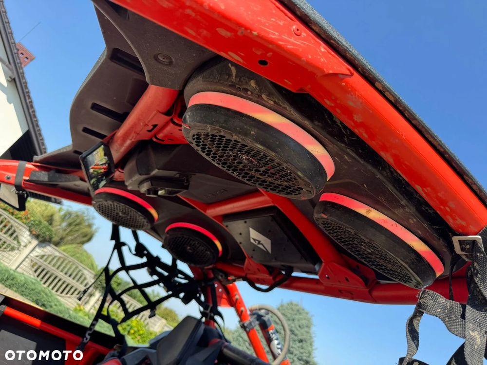 Can-Am Maverick - 16