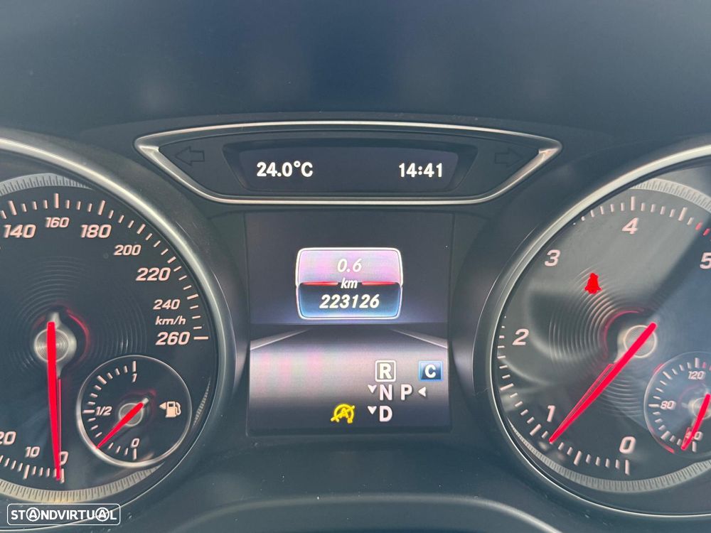 Mercedes-Benz CLA 180 - 6