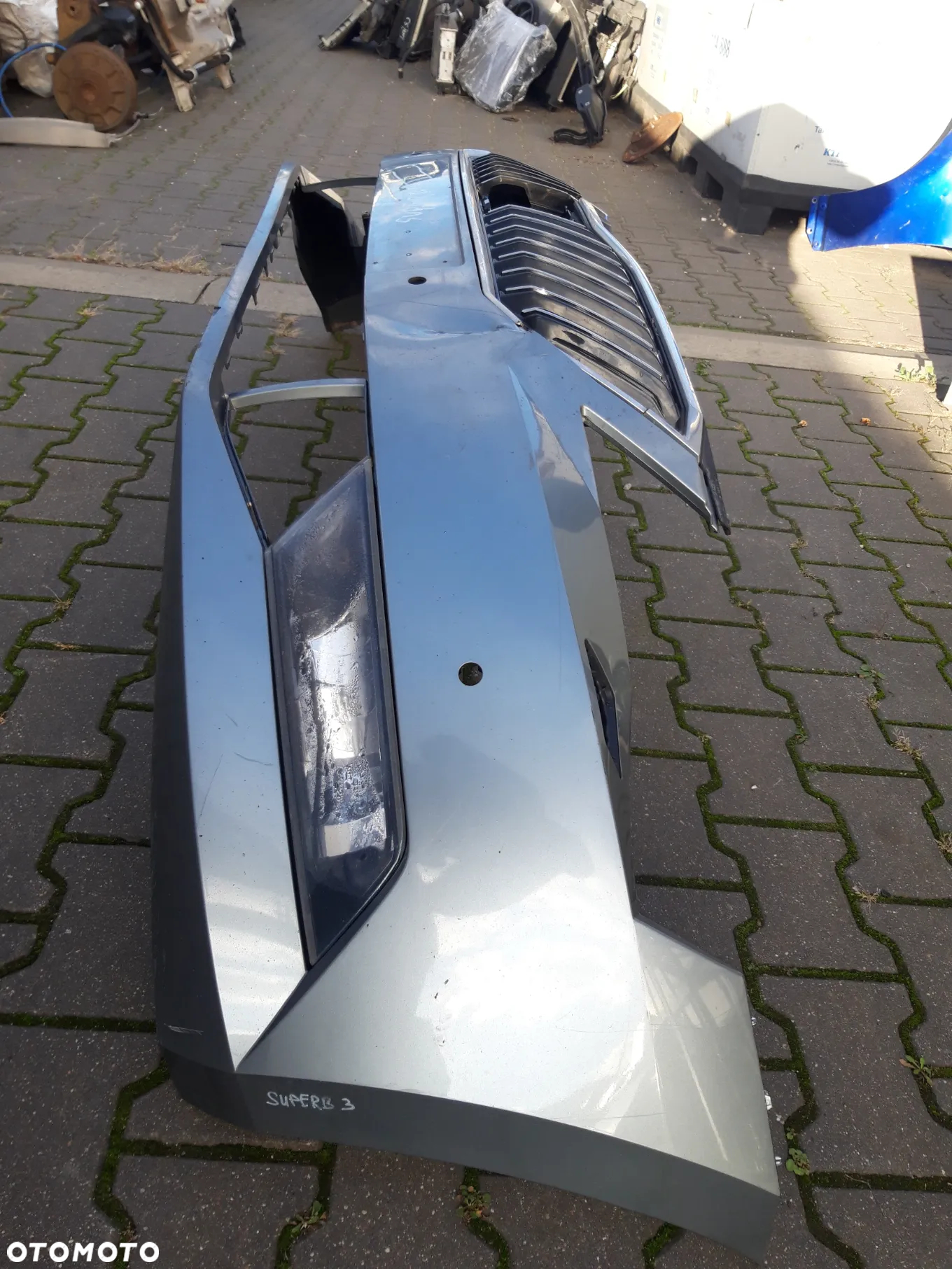 ZDERZAK PAS PR CHŁODNICA SUPERB III LF7M KAROSERIA - 19