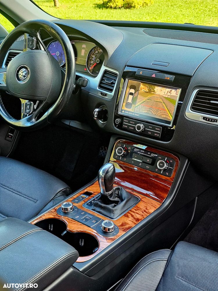 Volkswagen Touareg - 7