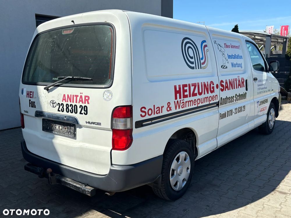 Toyota HIACE - 5