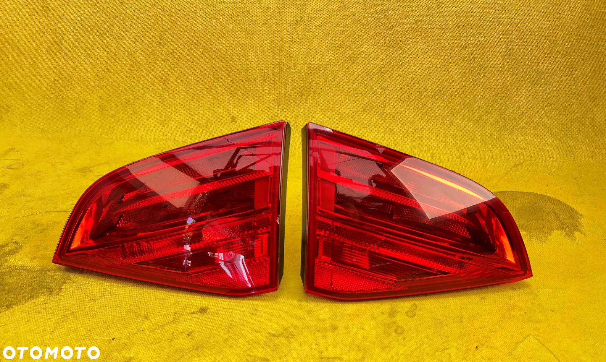 LAMPA PRAWA LEWA TYŁ AUDI A4 B8 KOMBI 8K9945094 8K9945093 ORYGINAŁ - 1