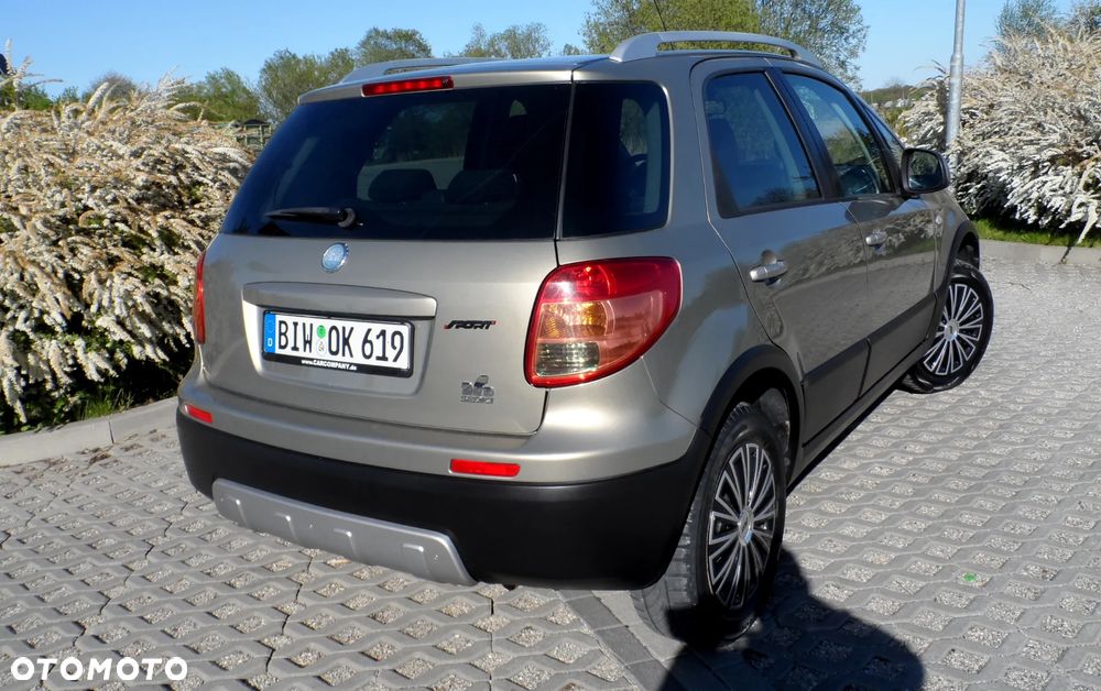 Fiat Sedici - 16