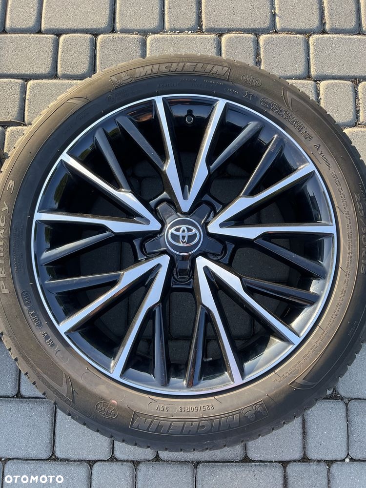 Alufelgi 5x114,3 18 cali Toyota Camry Avensis CH-r opony 225/50/18 - 4