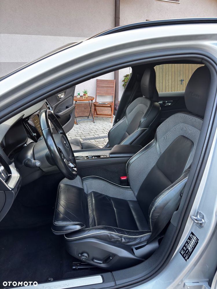Volvo V60 D4 R-Design - 6