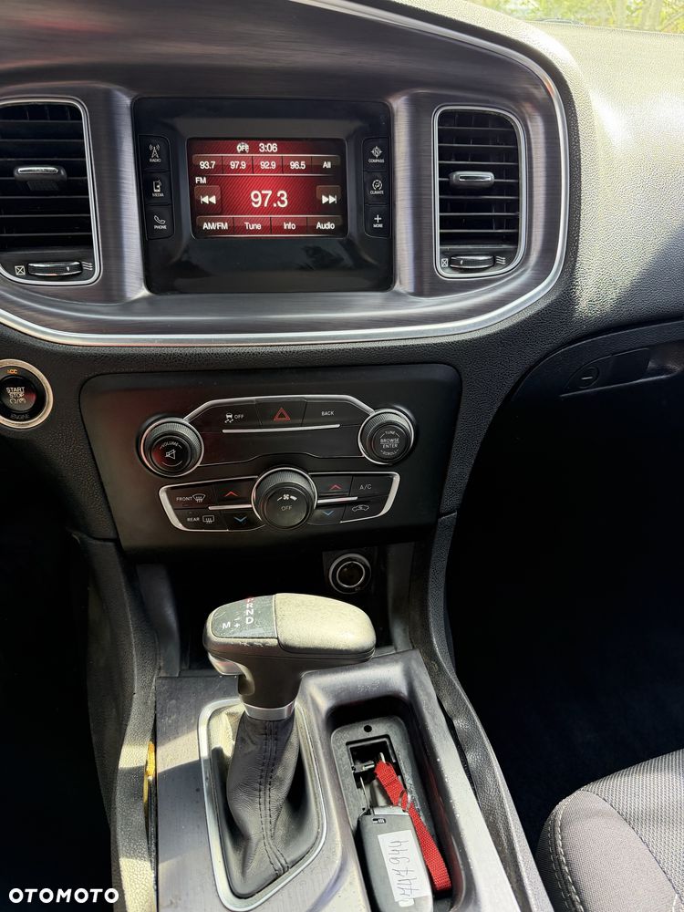 Dodge Charger - 7