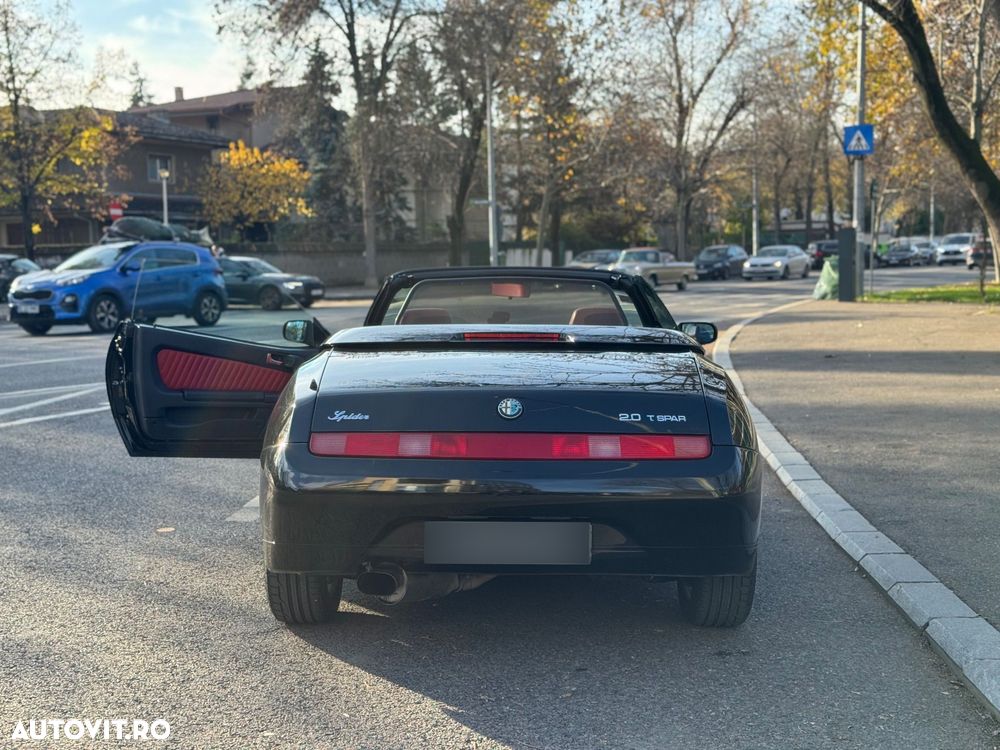 Alfa Romeo Spider - 7