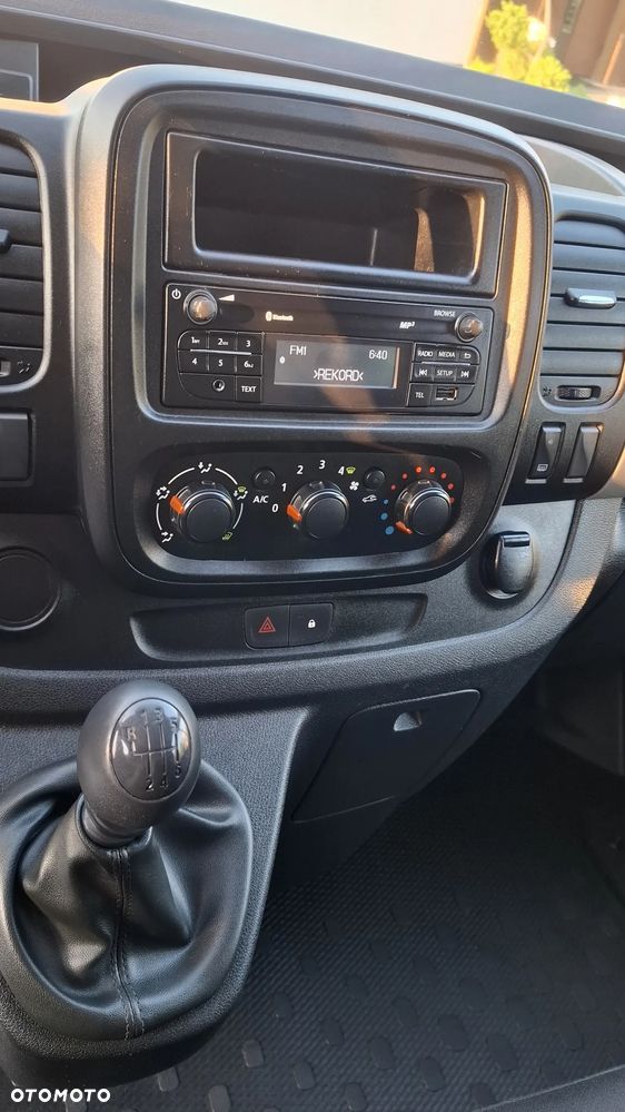 Renault Trafic - 14