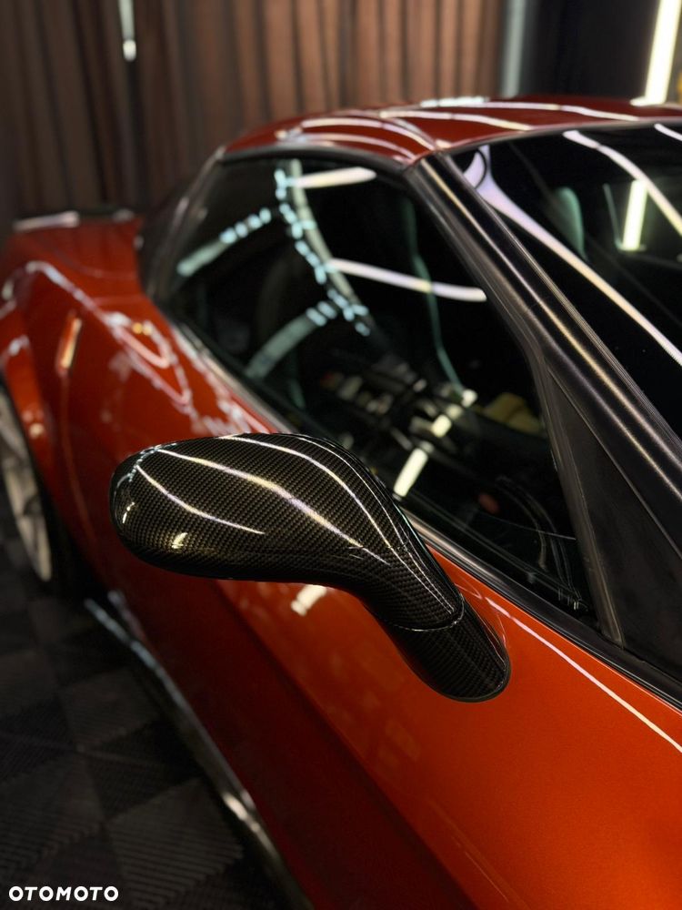 Chevrolet Corvette - 6