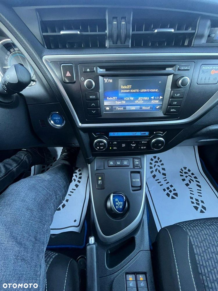 Toyota Auris - 10