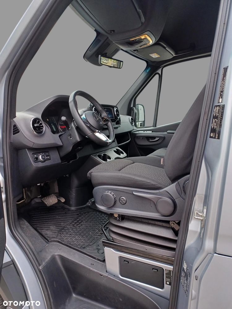 Mercedes-Benz Sprinter 319 CDI Furgon 4325 mm - 16