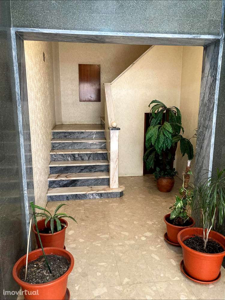 Apartamento T3 nas Paivas (Amora), Rua das Flores - Grande imagem: 3/29