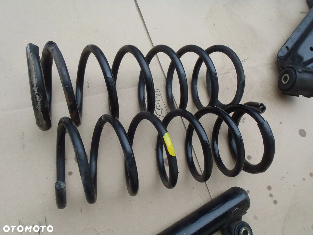 sprężyna sprężyny amortyzator tył tylne fiat panda II seicento cinquecento punto I II lift orginał - 4