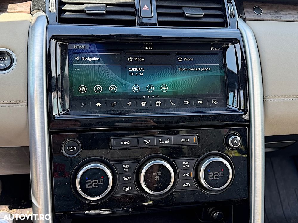 Land Rover Discovery 3.0 L SD6 HSE Luxury - 12