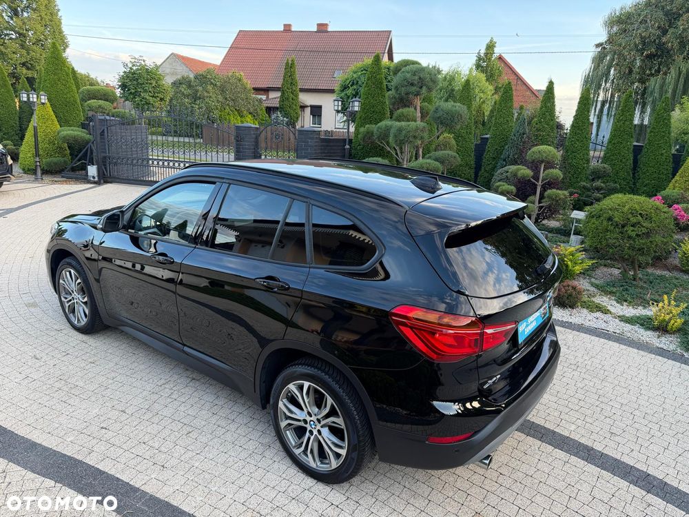 BMW X1 sDrive18i Business Edition - 36