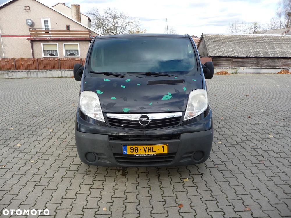 Opel Vivaro L2H1 2.9t - 2