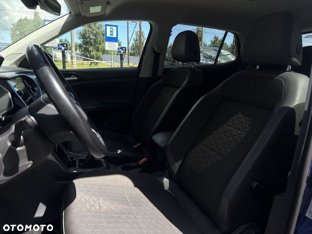 Volkswagen T-Cross - 11