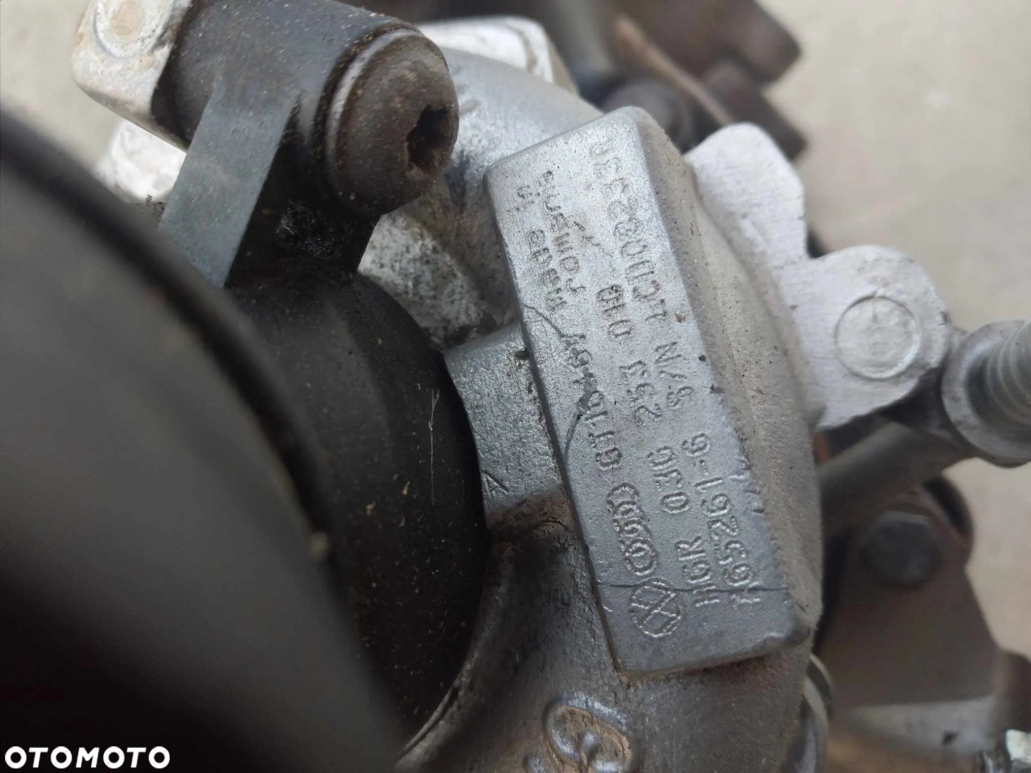 Turbosprężarkę VW Passat B6 Touran Golf Caddy  1.9TDI 03G253010 GT1646V - 4