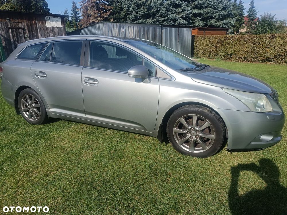 Toyota Avensis - 3