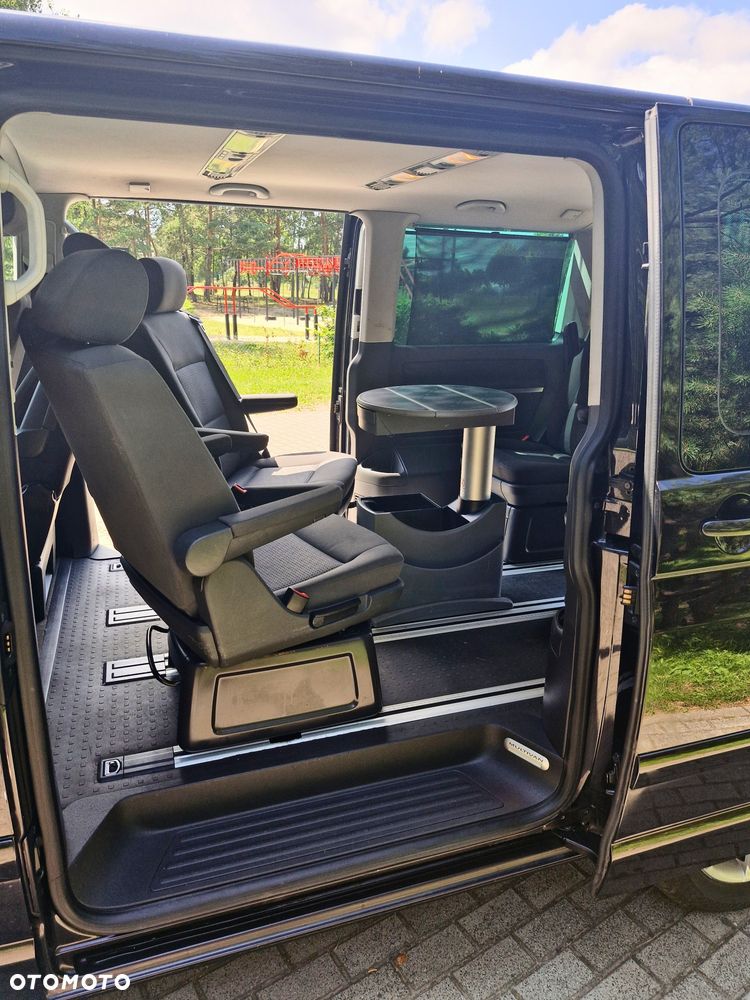 Volkswagen Multivan - 7