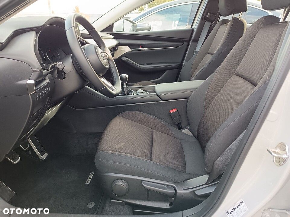 Mazda 3 - 5