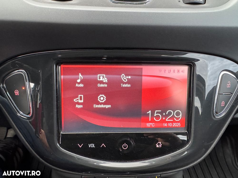 Opel Corsa 1.4 16V EcoFLEX Start-Stop Color Stripes - 12